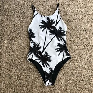 Cupshe Swimsuit